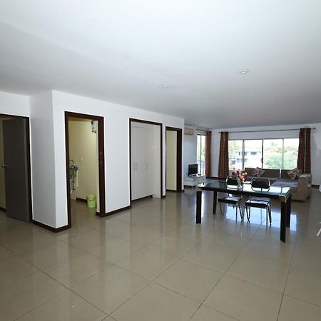 Tropical Plaza Apt Nadi Buitenkant foto