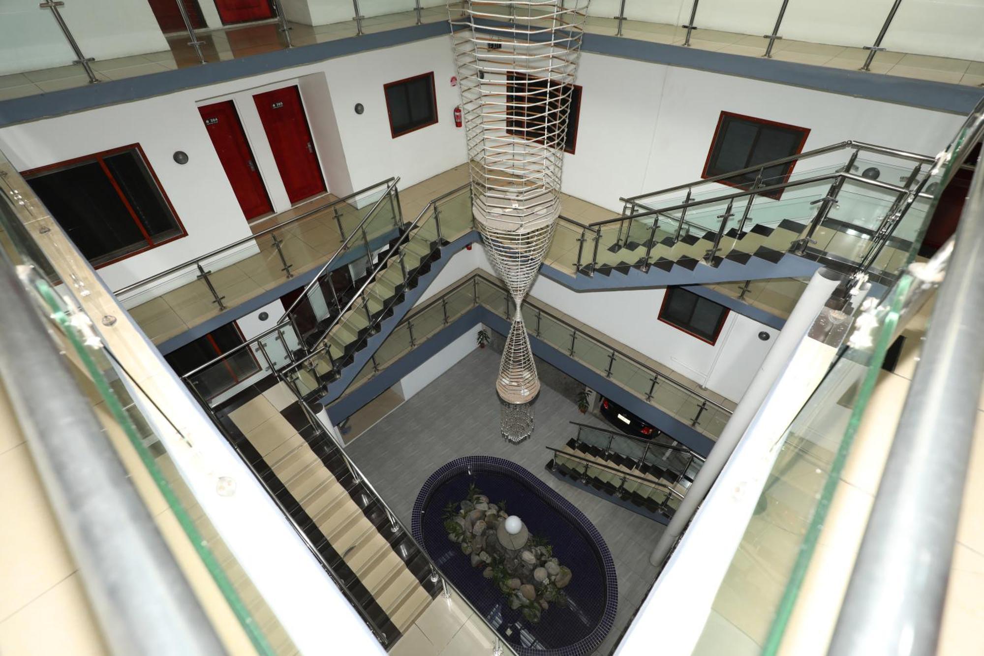 Tropical Plaza Apt Nadi Buitenkant foto